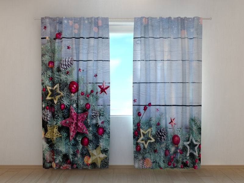 Photo Curtain Christmas Decoration from Fir Branches and Stars
