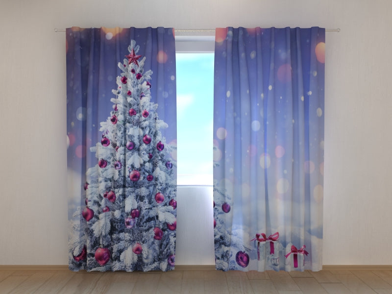 Photo Curtain Decorated Christmas Tree