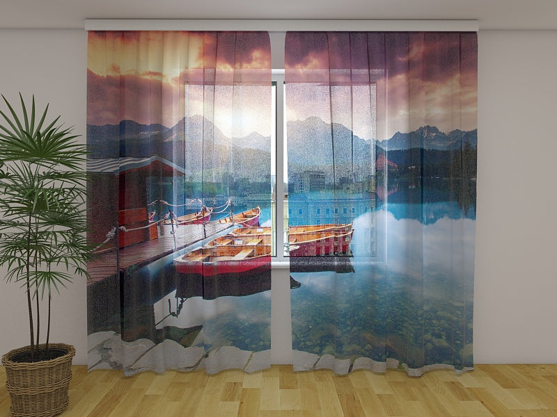 Photo Curtain Boats near the Pier