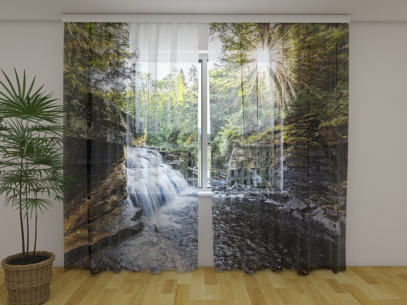 Rideau photo Montagne Eau de source