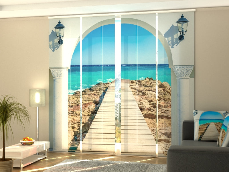 Sliding Panel Curtain Arch to the Sea