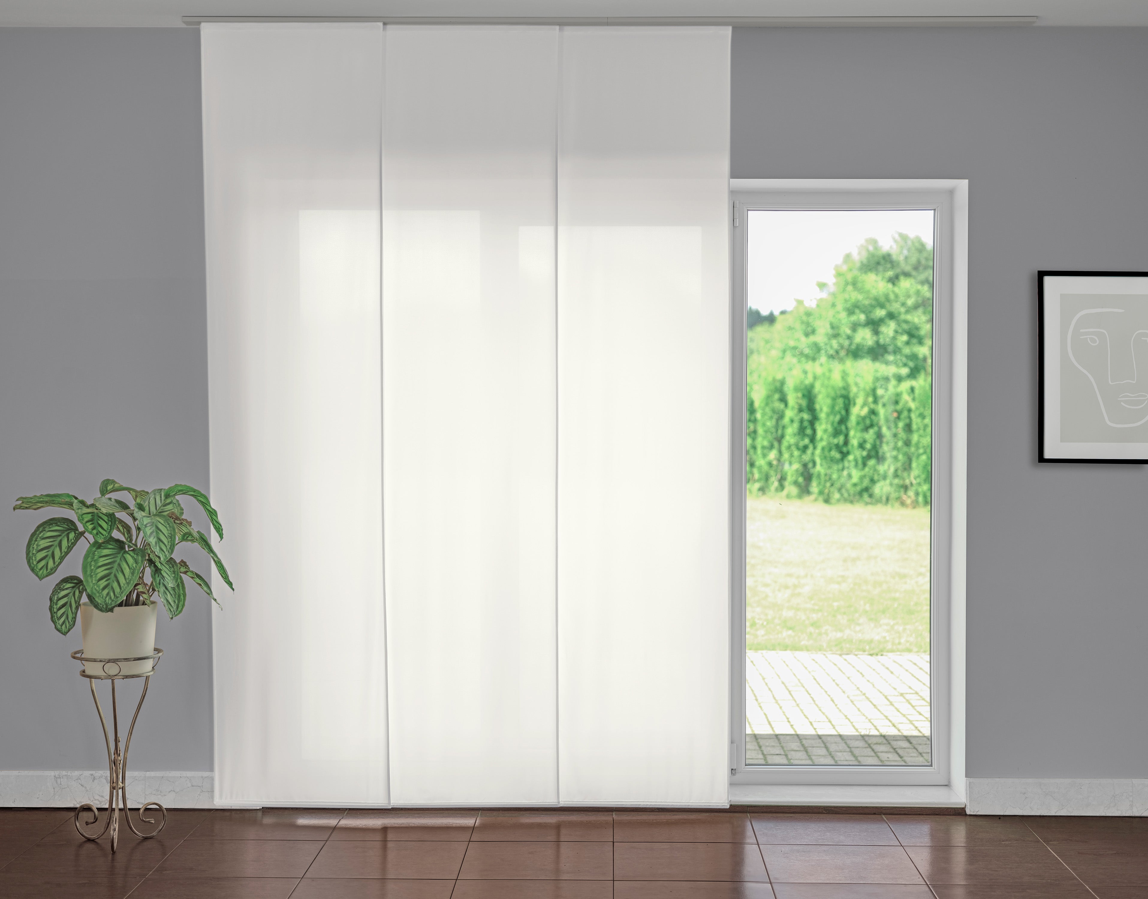 Rideau en soie de couleur blanche