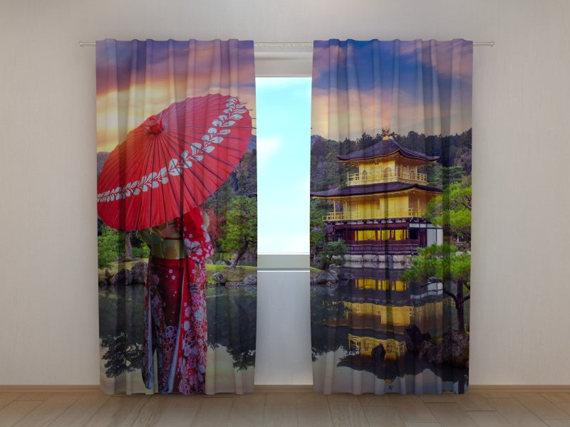 Photo Curtain Woman in Kimono